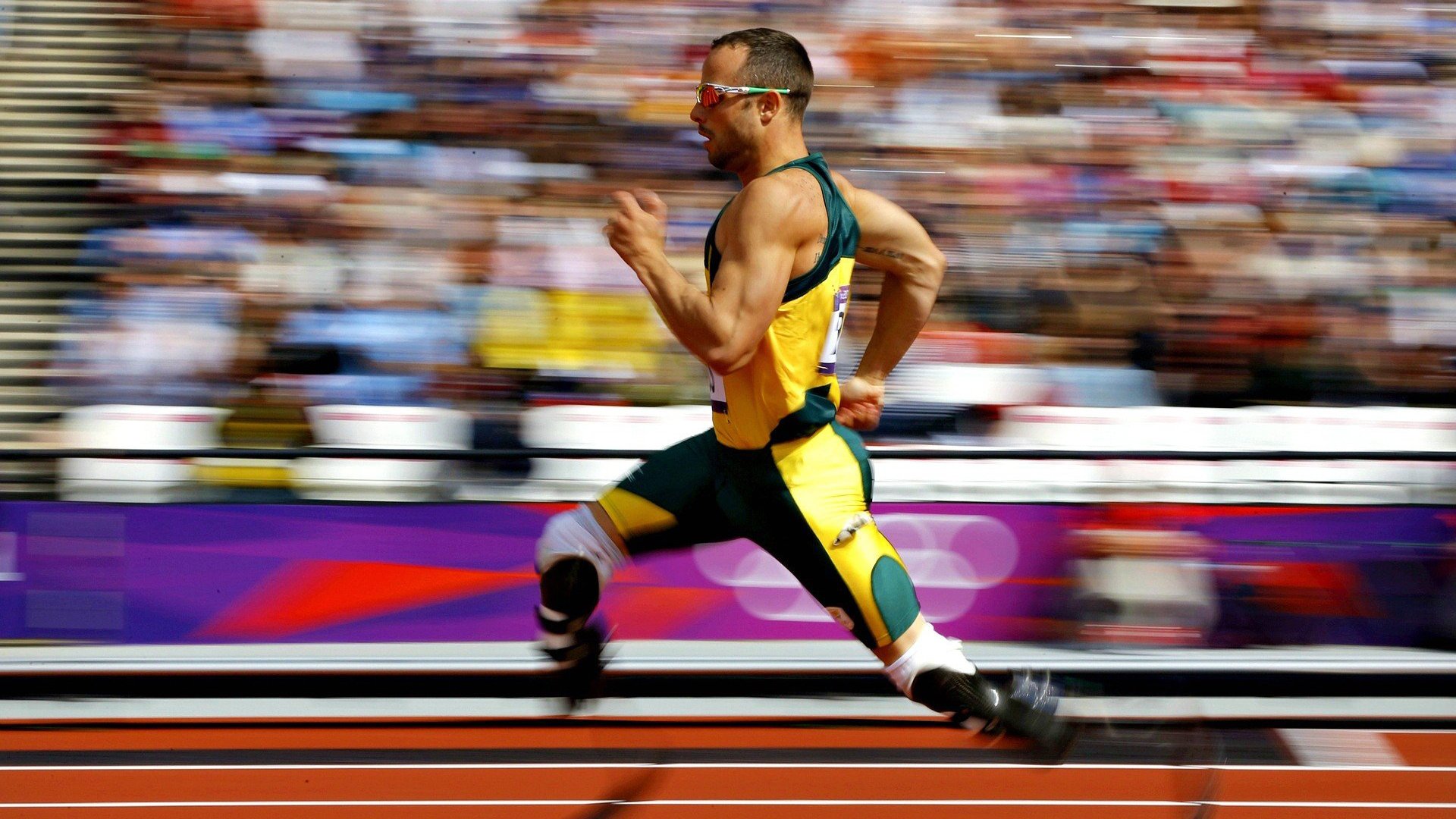 赛道与球场，浓眉的F1首胜与辽宁队的统治之夜